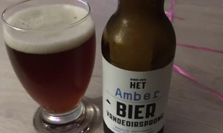 Het amber bier Vandeoirsprong 